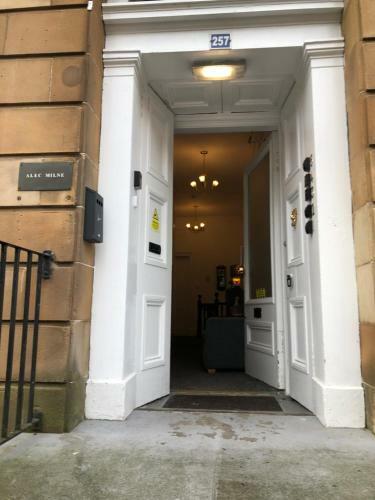 Bed & Breakfast Renfrew Rooms At City Centre