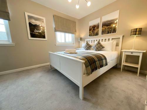 Modern Luxury 2bed Scottish Home