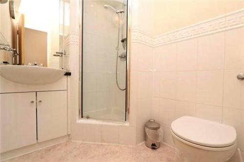 Apartamento X Large Flat 2 Bthrm Bus/train Link Free Parking