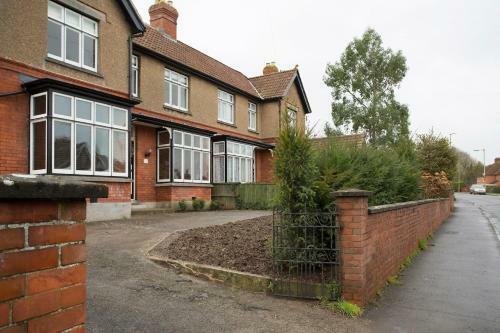 Beautiful 3-bed House In Glastonbury- Sleeps 10