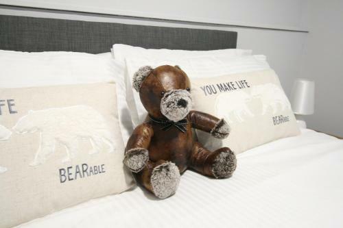 Brunswick Square Apartments By Roomsbooked