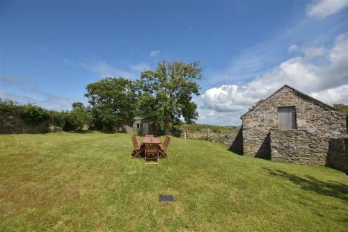 Panteurig Farmhouse
