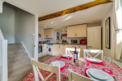 Birchill Farm & Cottages - Bramble Cottage
