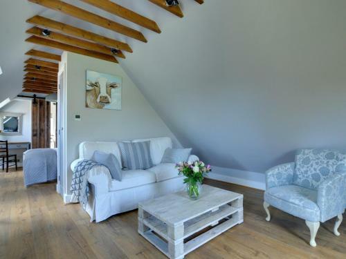 Tranquil Holiday Home In Groombridge Kent With Balcony