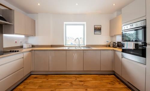 Next Level Apartments At Station View - Guildford Centre