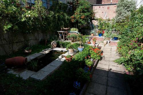 Admirals Harbour View 2-bed Apartment In Harwich