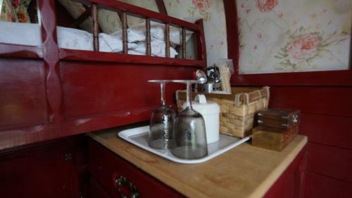 Jura Westcote Glamping