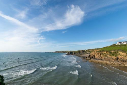Hafan Y Traeth (sandy Haven)