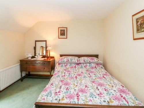 Isaacs Cottage