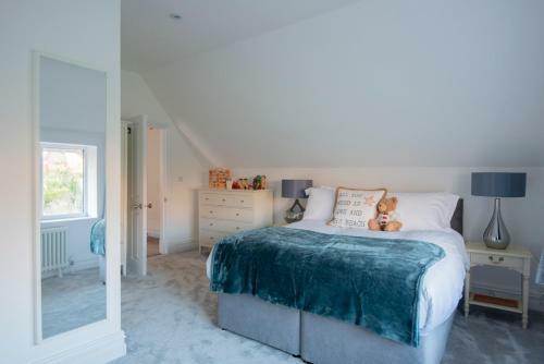 Saint Leonards-on-sea Villa Sleeps 11 With Wifi