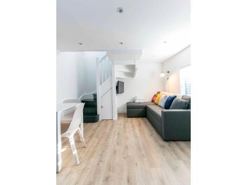 Apartamento Renovated 19th Century Barn W/ Free Parking
