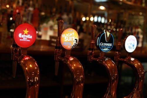 Hotel Green Lodge, Wirral By Marston's Inns