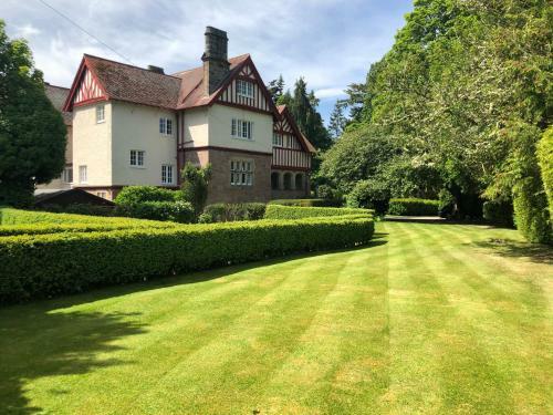 Hostal Rossal House Apartments, Inverness, Highlands