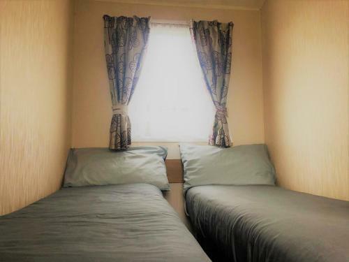 Poplar Standard Holiday Home