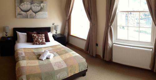Hostal Bridge View Guest House