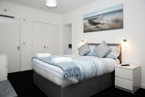 Hostal Marina View Guest House