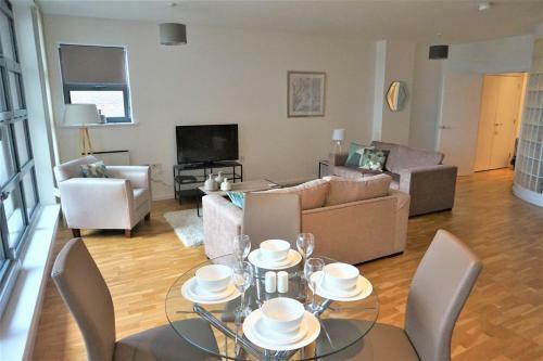 Toothbrush Apartments - Ipswich Waterfront - Cardinal Lofts
