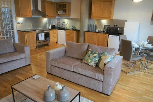 Toothbrush Apartments - Ipswich Waterfront - Cardinal Lofts