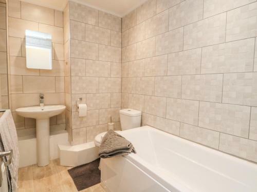 5 Woodville Terrace