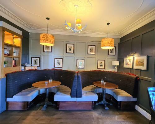 The Gateway Hotel