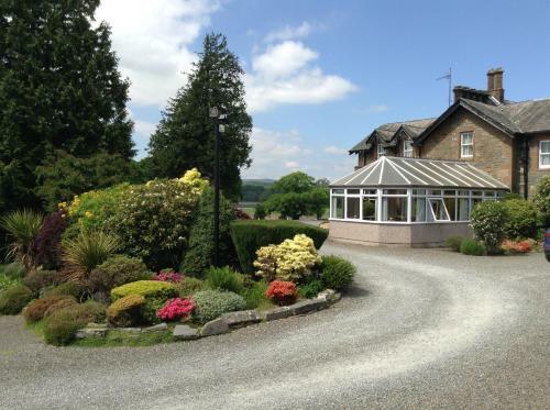 Arden House Hotel