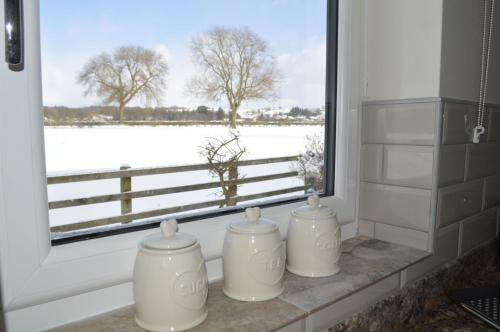 Riverside Farm Cottage