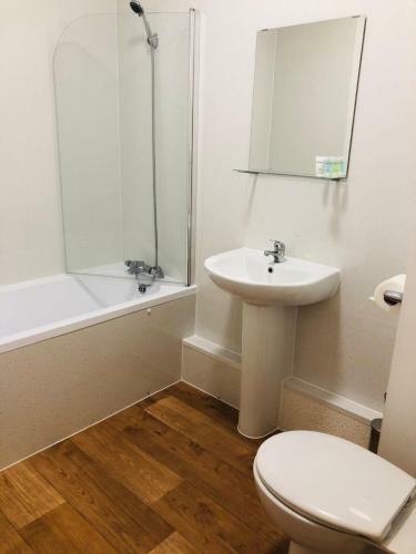 Showcase Apartments - Highcross House