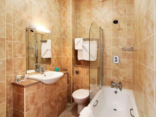 Mercure Chester North Woodhey House Hotel