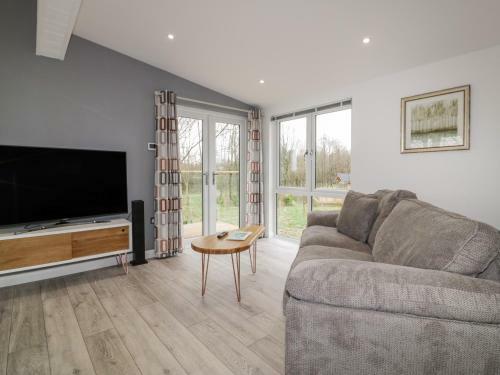 19 Meadow Retreat