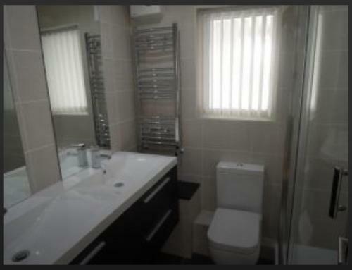 Dinas Apartments