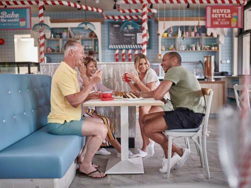 Holiday Home Hafan Y Mor-4