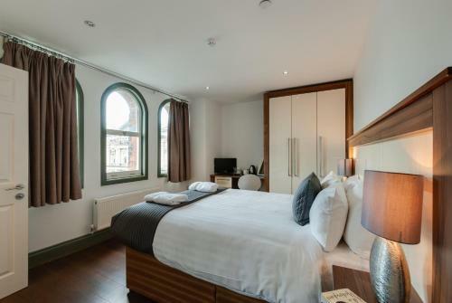 Book A Base Apartments - Sir Thomas Street