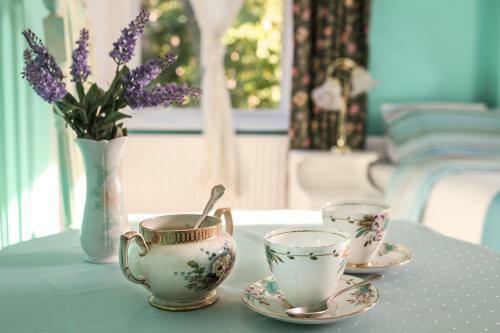 Dawson Place, Juliette's Bed And Breakfast