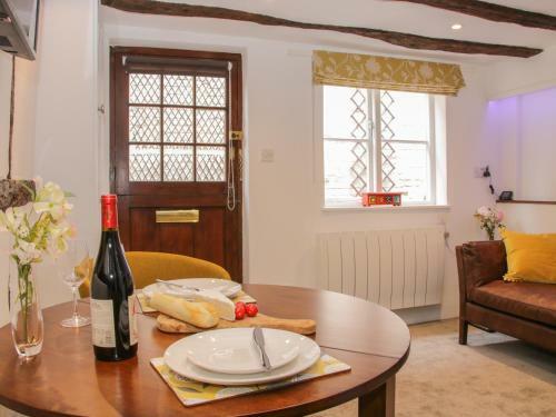 Hideaway Cottage