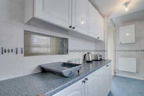 Newark House - 2 Bedroom Serviced Apartment