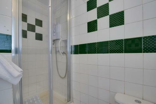Newark House - 2 Bedroom Serviced Apartment