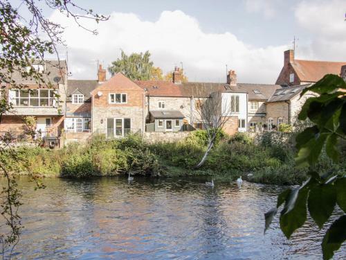 Moorhen Cottage