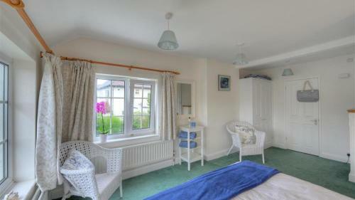 Corner Cottage