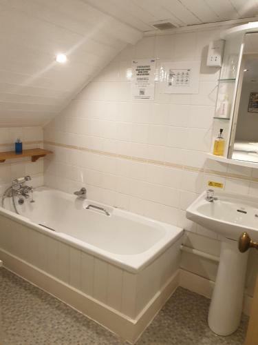 Hostal St Vincent Guest House