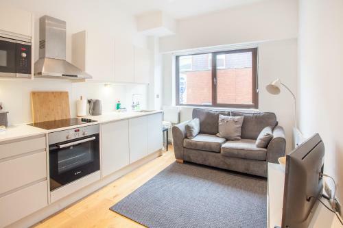 Uber Modern & Convenient 4slp Apartment W Parking