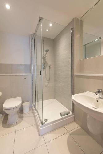 Fantastic 2 Bedroom Apartment In Manchester