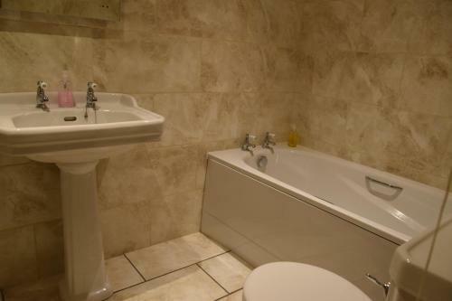 Bed & Breakfast Manor Farm Egerton