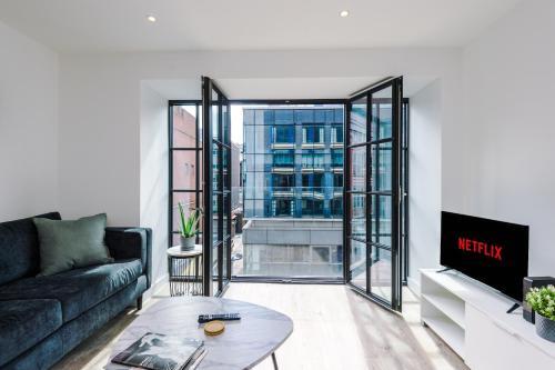 Hilltop Serviced Apartments - Piccadilly