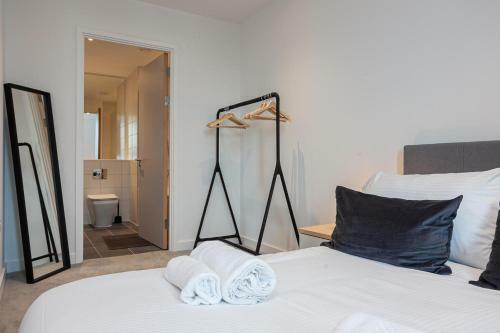 Spacious 2 Bed Apartment In Central Manchester