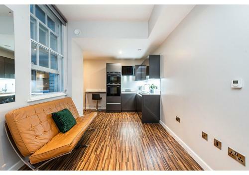 Modern Studios And Apartments, Manchester - Sk