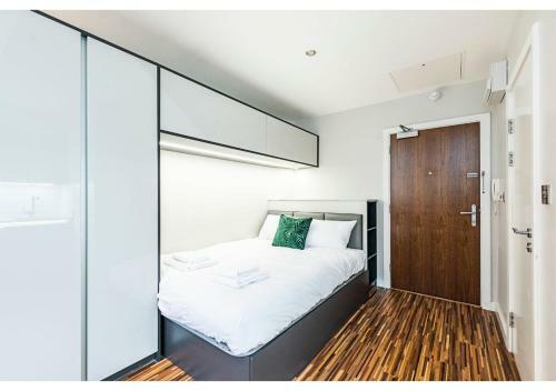 Modern Studios And Apartments, Manchester - Sk