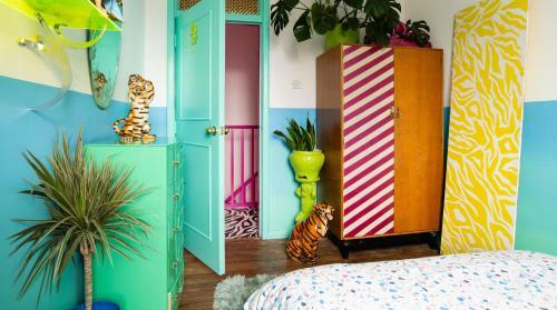 Apartamento Plum Guide - Pink Acid