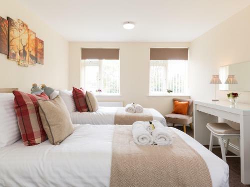 Stayford Apartments, Meriden - Near Nec