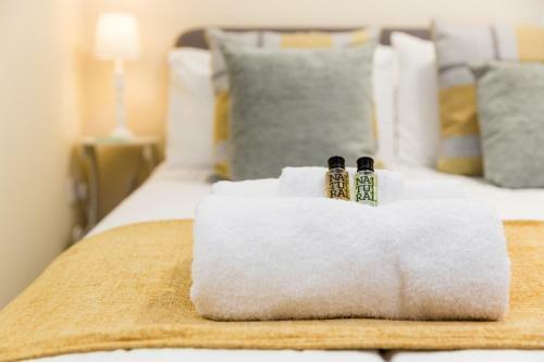 Stayford Apartments, Meriden - Near Nec