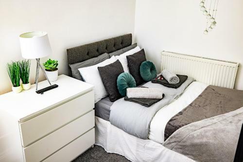 Roscoe House 4 Double Rooms Workstays Uk